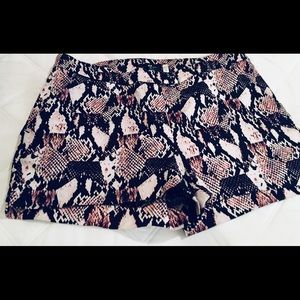 Short shorts from H&M